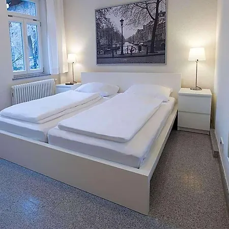 Otel Krone Zentrum