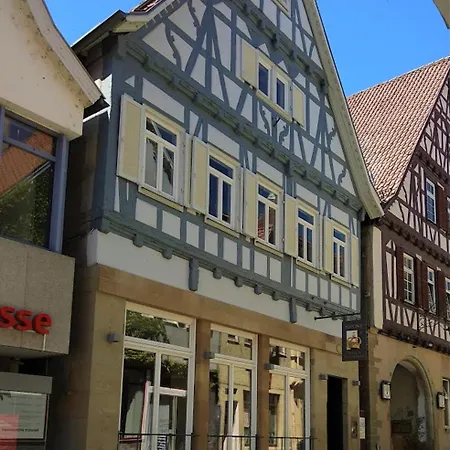 Hotel Krone Zentrum 3*